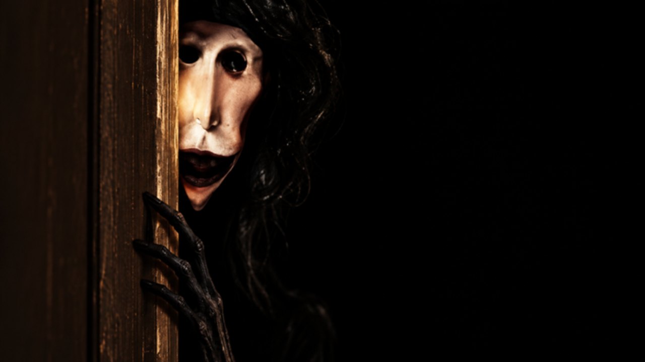 DONT LET HIM IN Roblox house exterior under floodlights at night